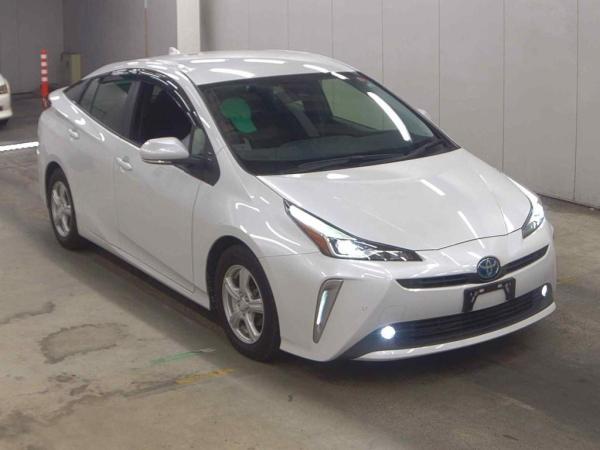 Toyota Prius S SAFETY PLUS 2