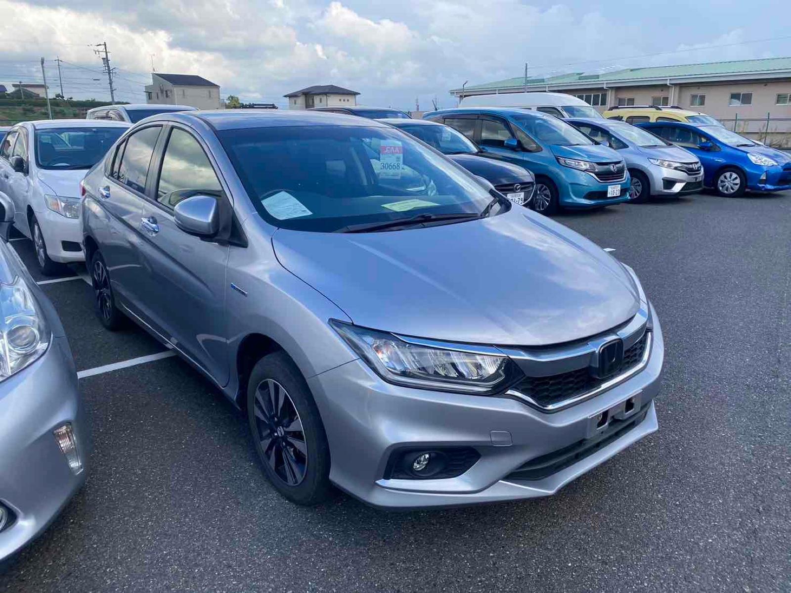 Honda GRACE HYBRID LX HONDA SEN4WD