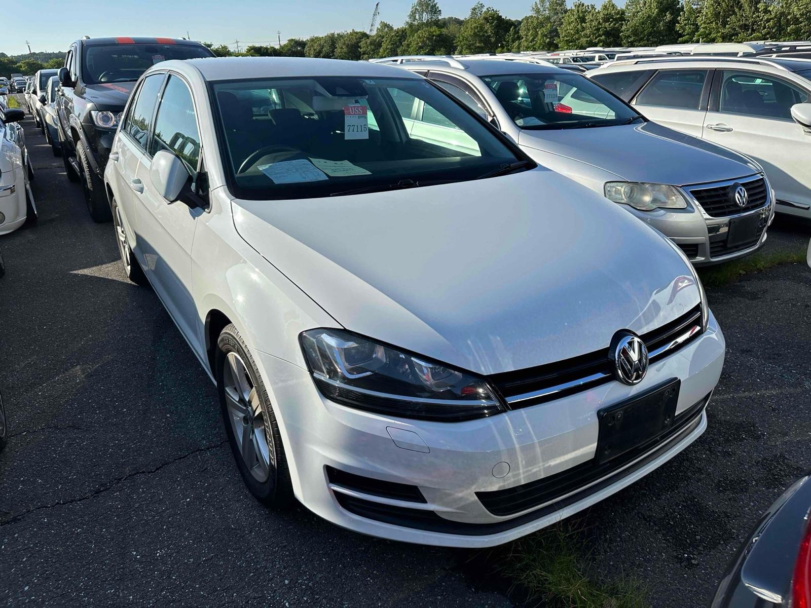 Volkswagen Golf TSI COMFORT LINE BMT