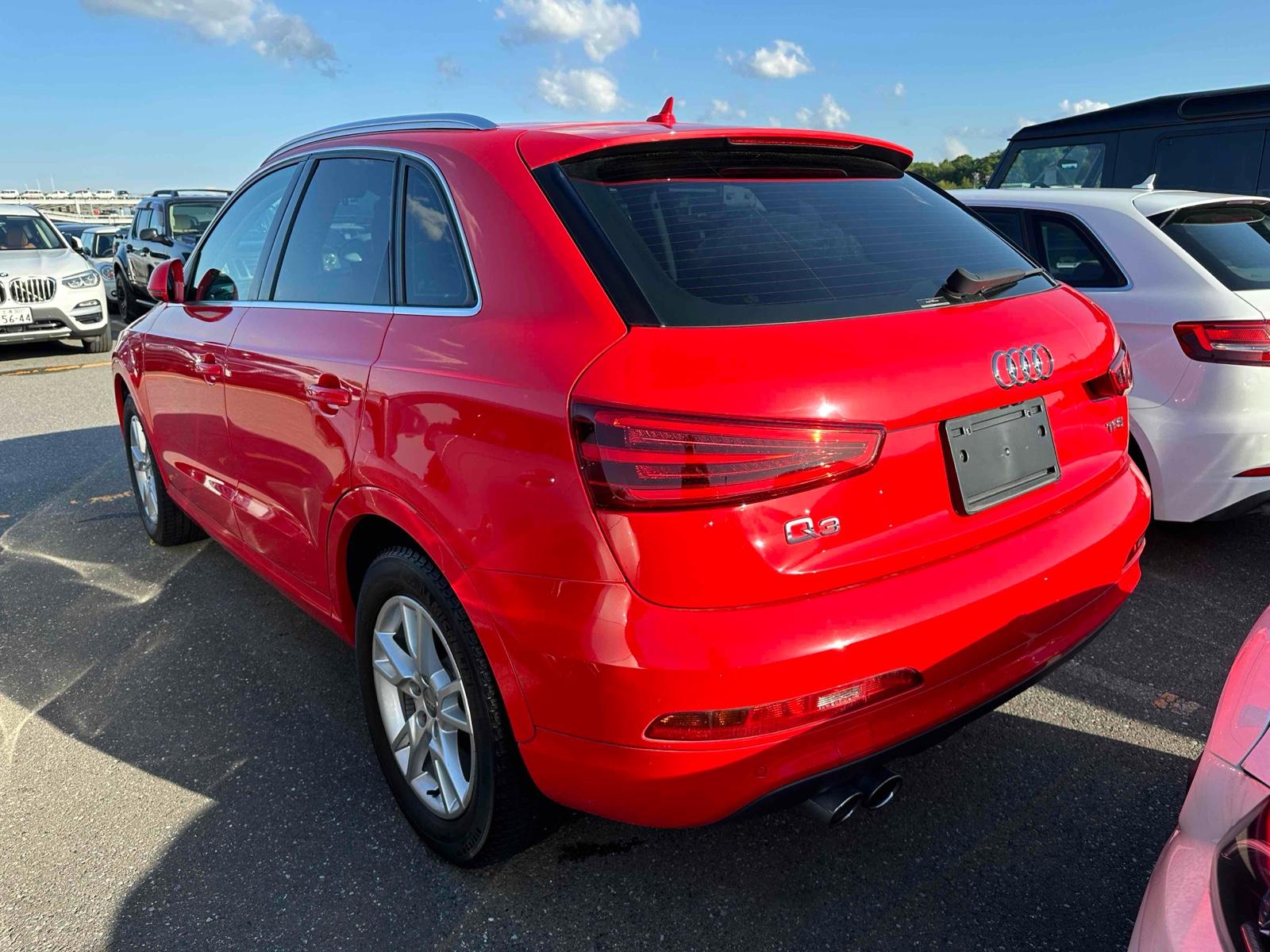 Audi Q3 COLOR SELECTION