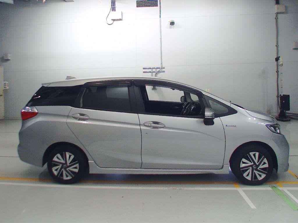 Honda Shuttle HYBRID HONDA SENSING