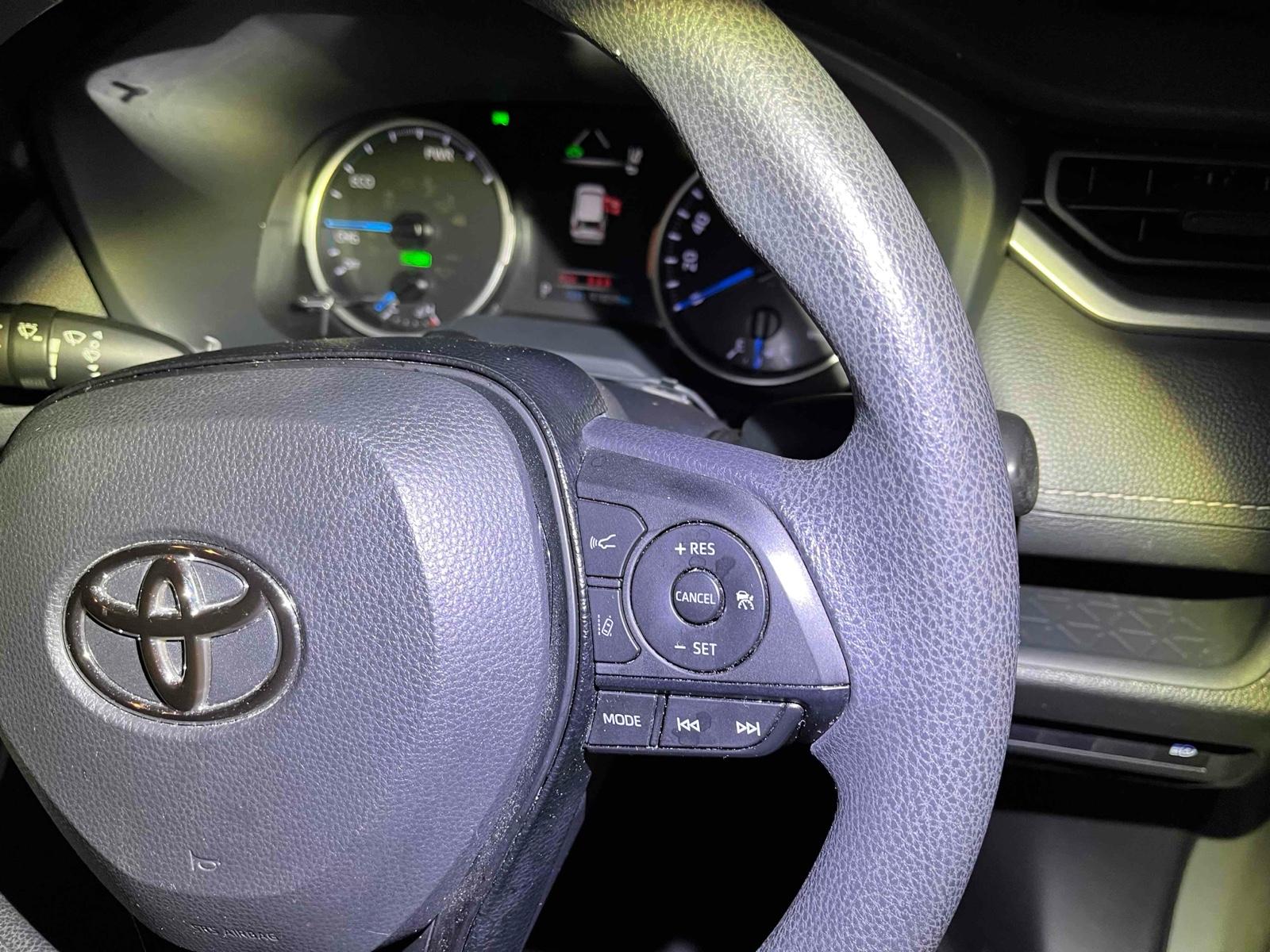Toyota RAV4 HYBRID X