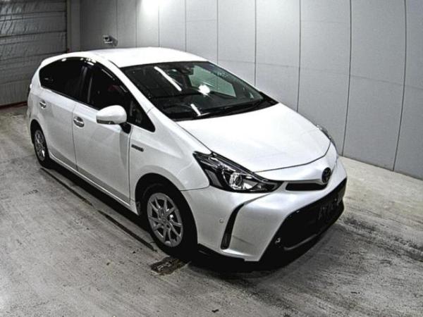 Toyota Prius ALPHA S TUNE BLACK .