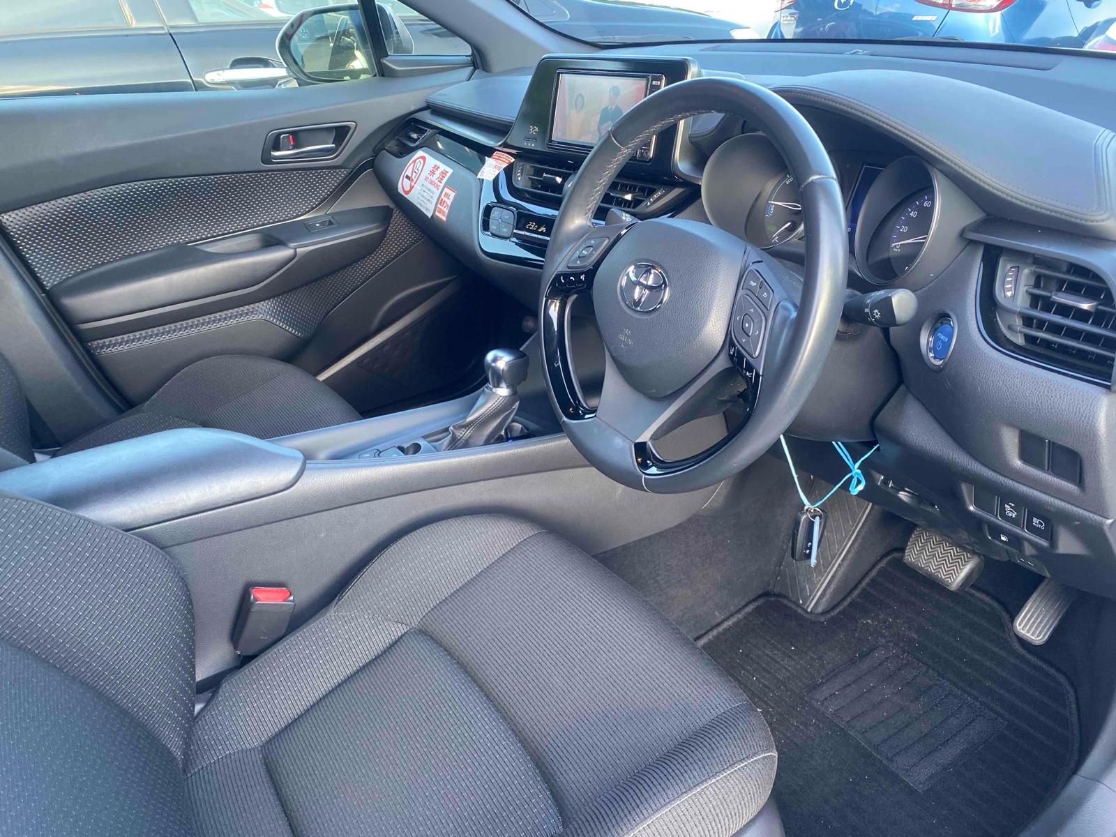 Toyota C-HR S LED PACKAGE