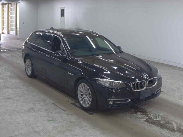 BMW 523D TOURING RUG SI 2.0