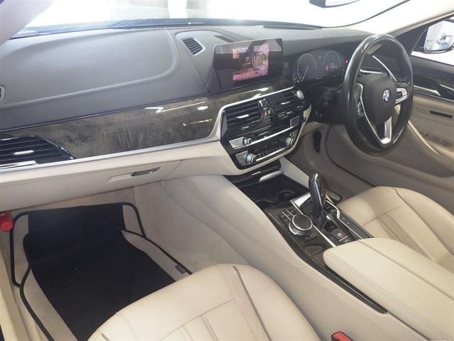 BMW 5 Series 523 d Luxury