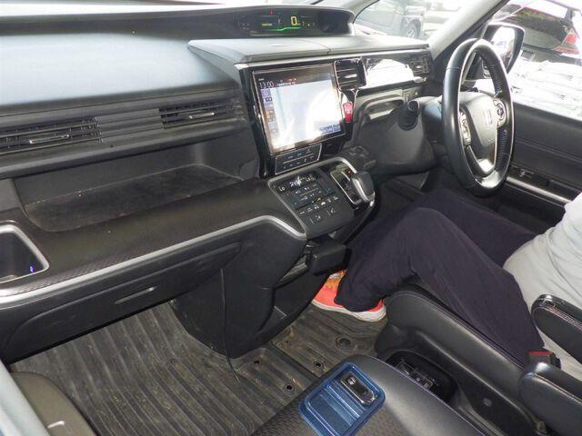 Honda Stepwagon Spada EHEV SPADA G?EX HONDA SENSING