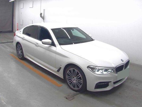 BMW 5 Series 4d 530E M-SPORT IPERFORMANCE