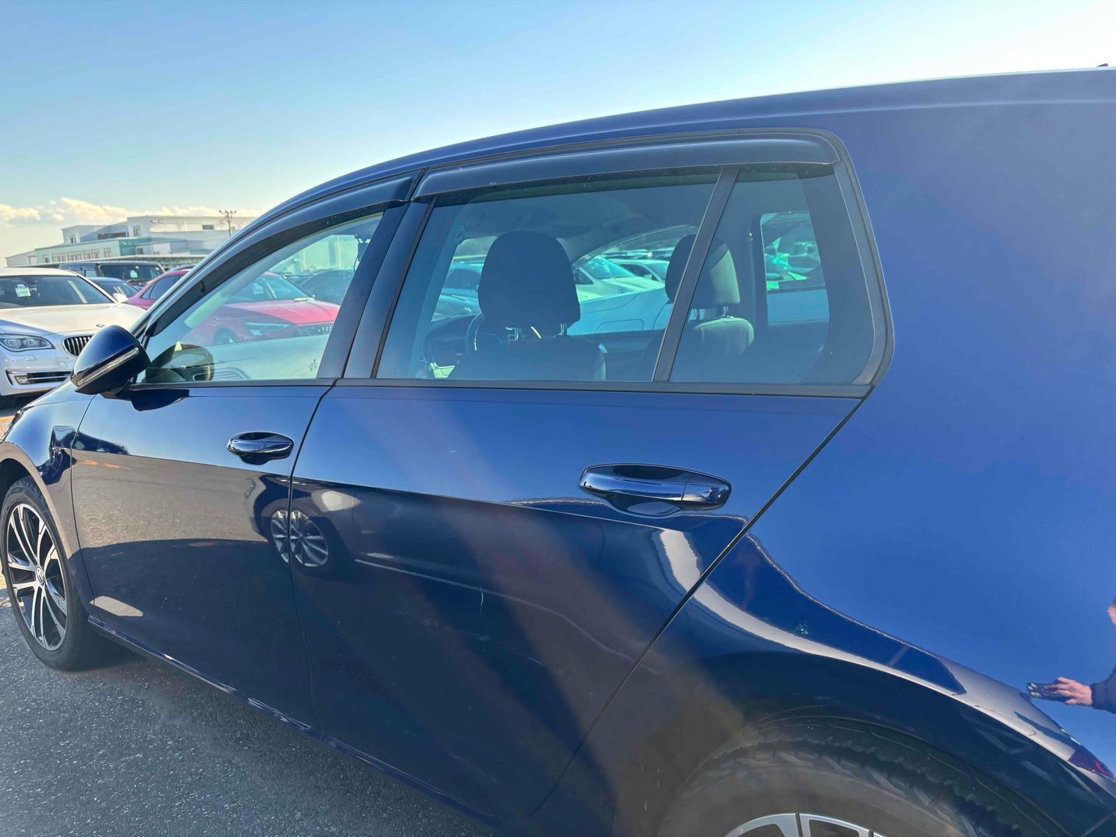 Volkswagen GOLF 5D TDI COMFORT LINE MEISTER