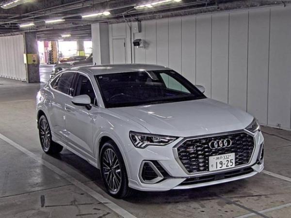 Audi Q3 Q3 SB 35TDIｸﾜﾄﾛSﾗｲﾝ ｱｼｽﾀﾝｽPﾌﾟﾗｽP