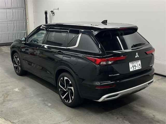 Mitsubishi Outlander Phev P