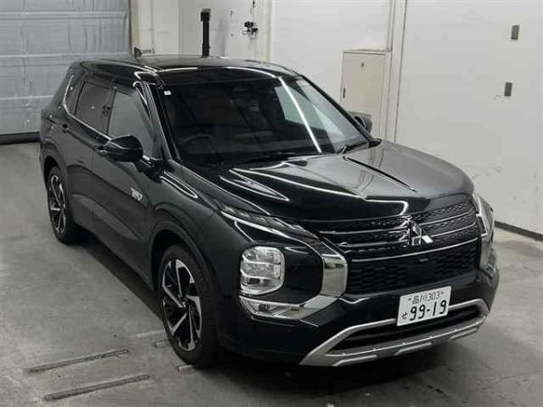 Mitsubishi Outlander Phev P