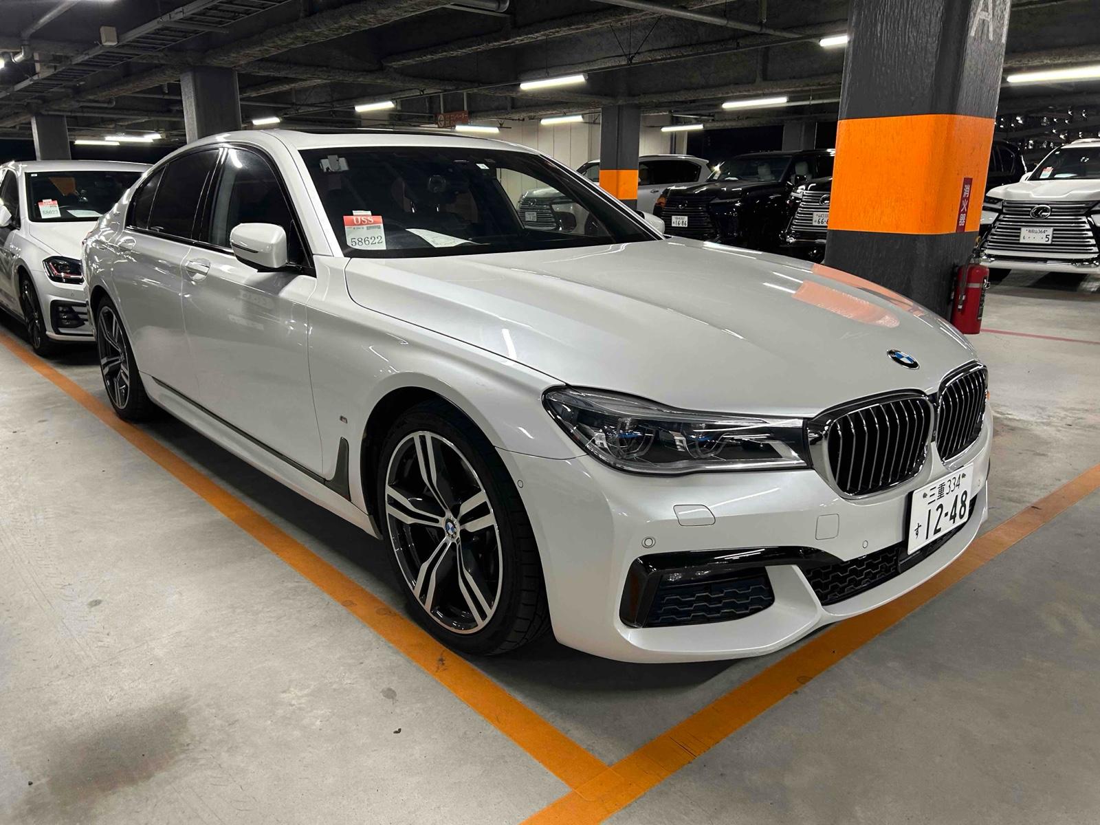 BMW 740E I PERFORMANCE M-SPORT