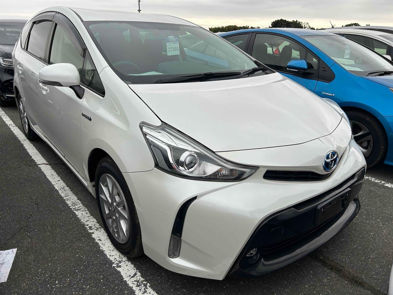 Toyota Prius ALPHA S