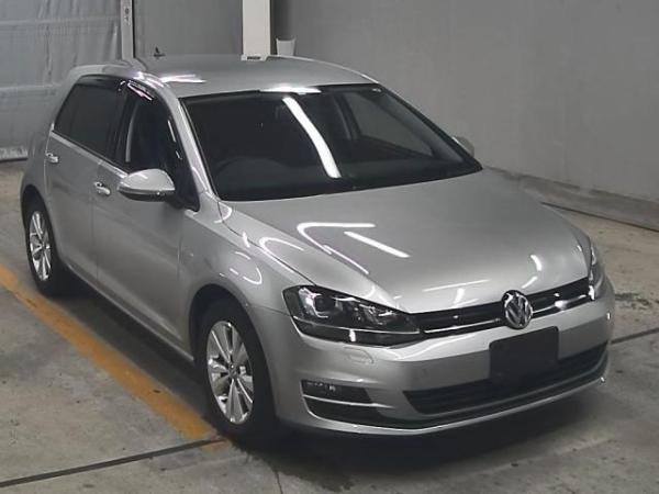 Volkswagen Golf TSI COMFORT LINE BMT