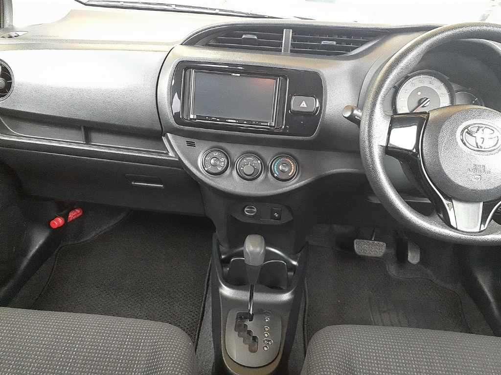Toyota Vitz F