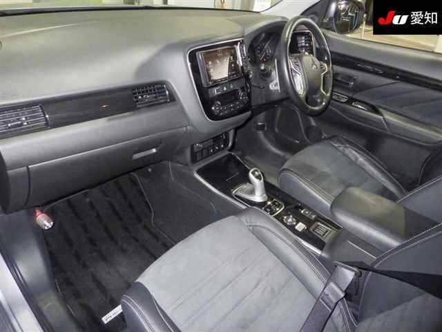 Mitsubishi Outlander Phev G SAFETY PACKAGE 4WD