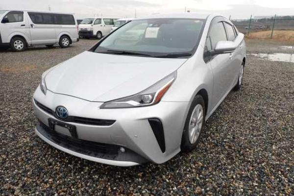 Toyota Prius 4WD S