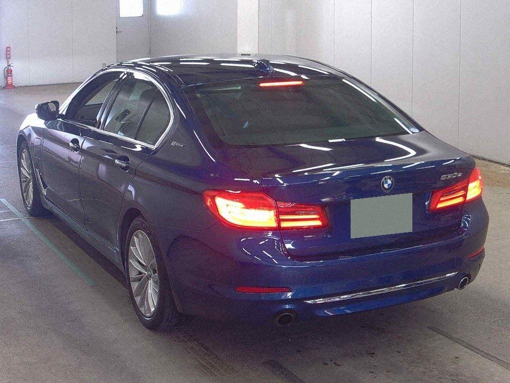 BMW 530 E LUXURY I-PERFORMANCE