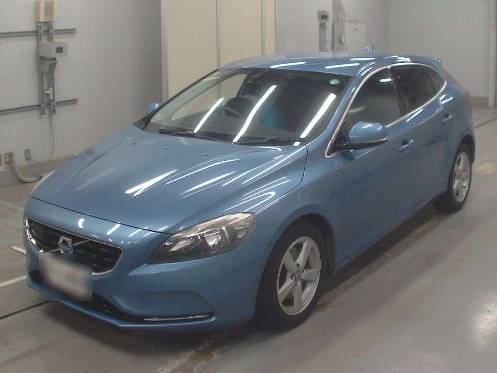 Volvo V40 T4