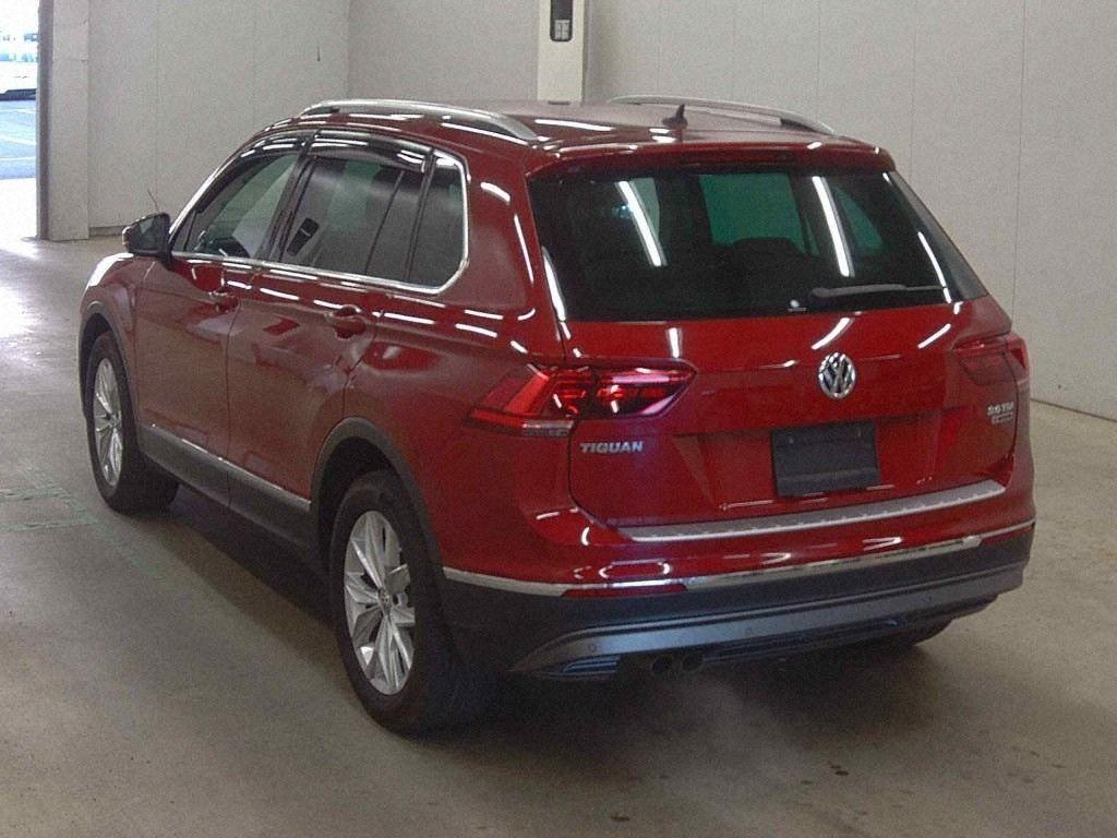 Volkswagen Tiguan TDI 4MOTION HIGH-LINE