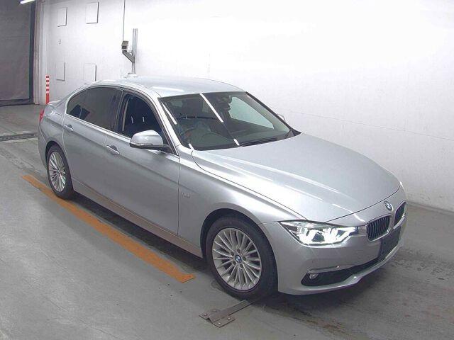 BMW 3 Series 4d 320D LUXURY