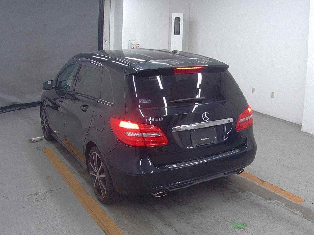 Mercedes-Benz B Class B180BRUE SPOILER NAI