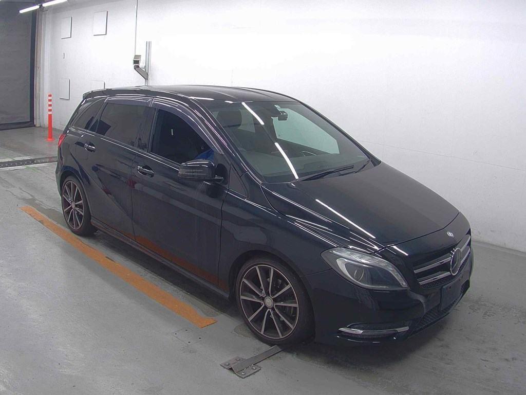 Mercedes-Benz B Class B180BRUE SPOILER NAI