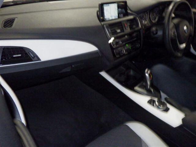 BMW 1 Series 5d 118D STYLE