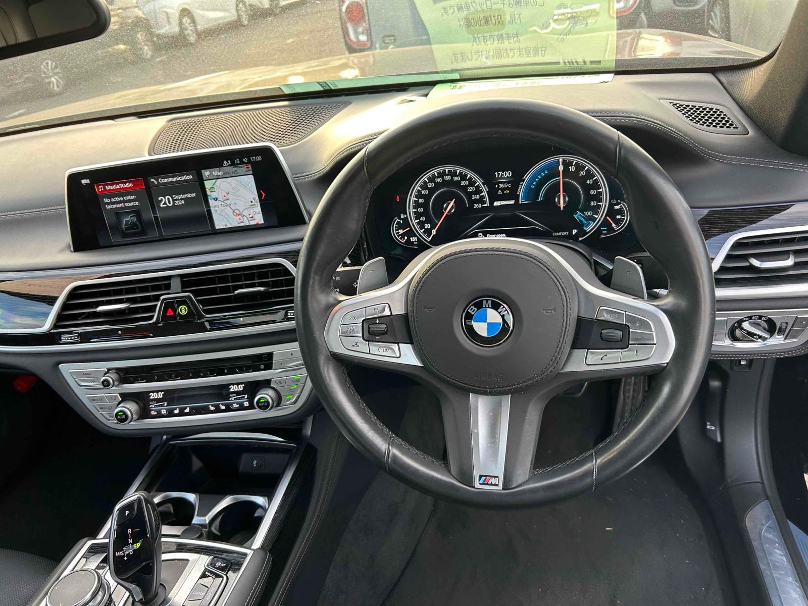 BMW 740 E I PERFORMANCE M SPORT