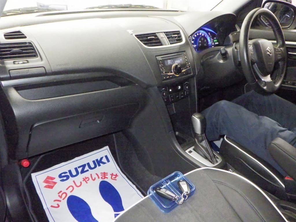 Suzuki Swift STYLE -DJE