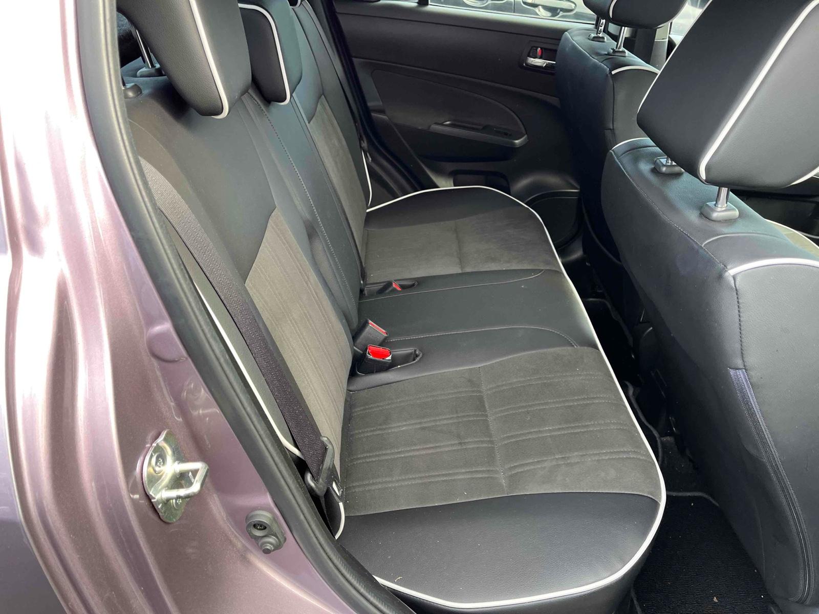 Suzuki Swift STYLE -DJE
