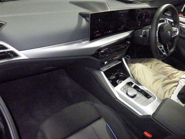 BMW i4 EDRIVE40 M-SPORT