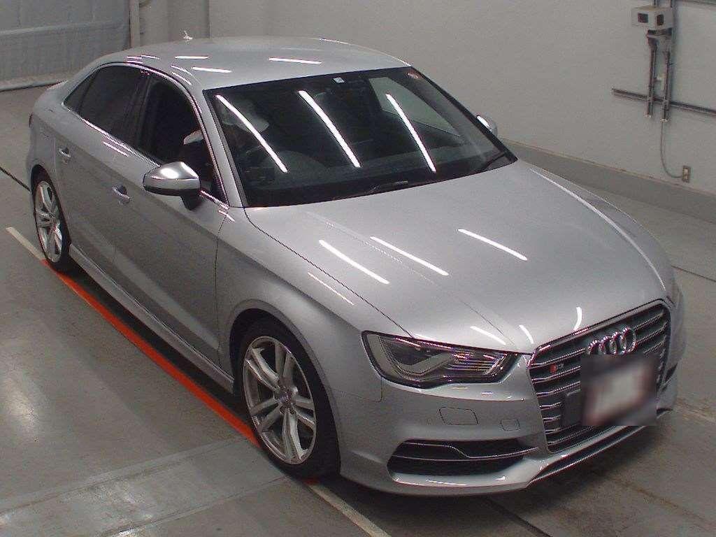 Audi S3 SEDAN 4WD