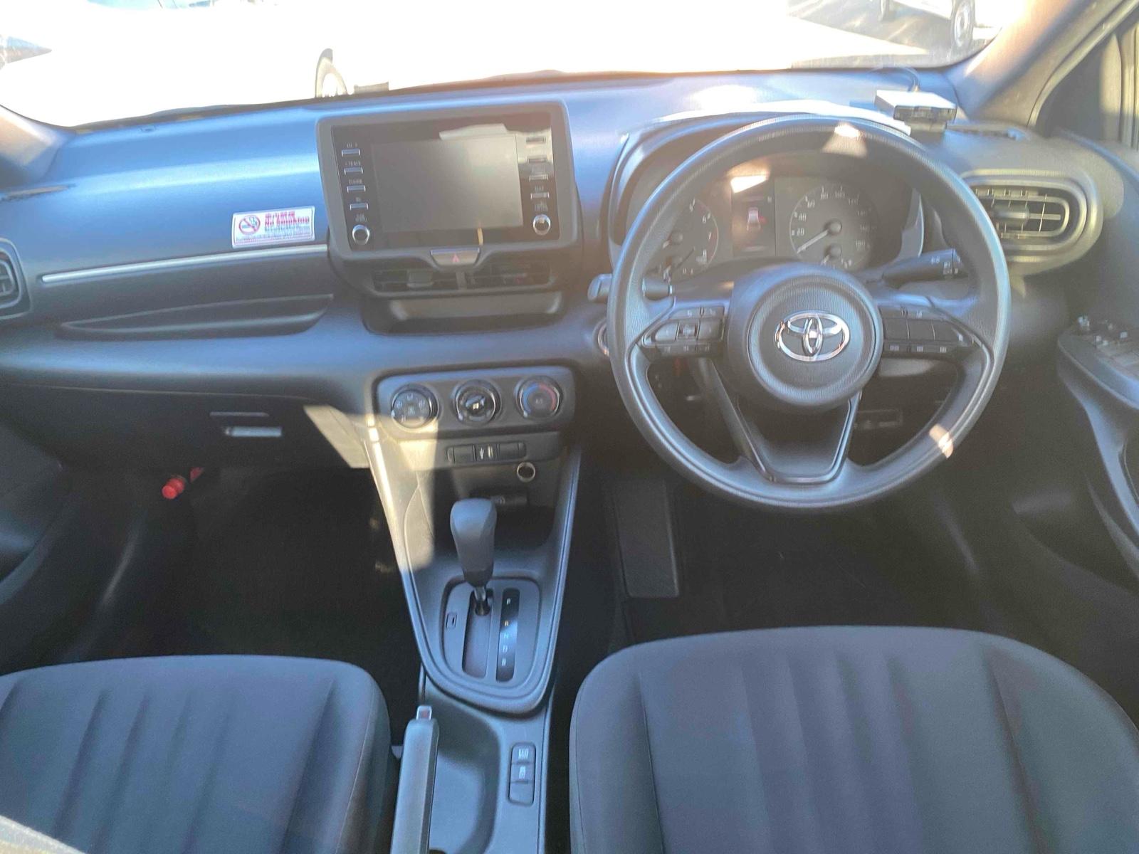 Toyota Yaris X