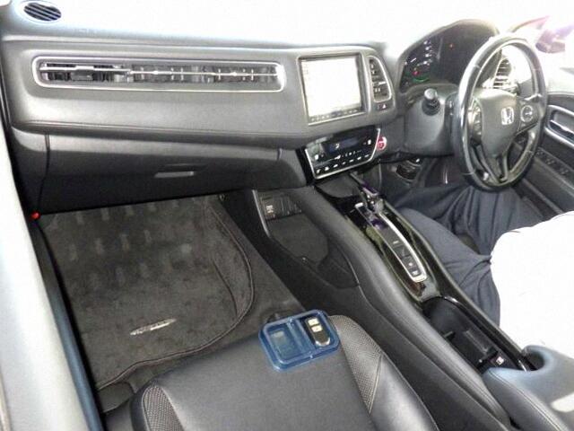 Honda Vezel HYBRID Z?HONDA SENSING