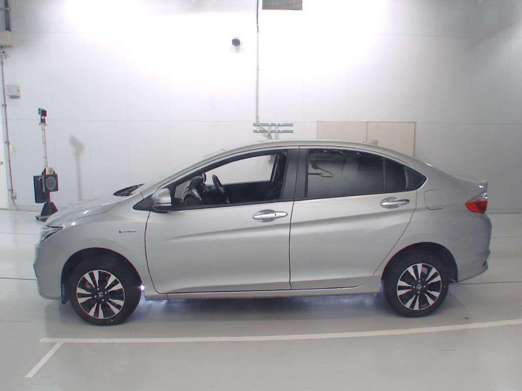 Honda GRACE HYBRID LX HONDA SEN4WD