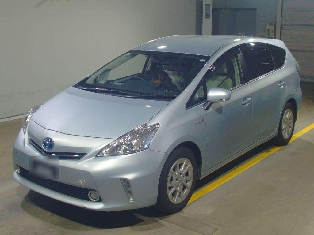 Toyota Prius ALPHA S 7 SEATS