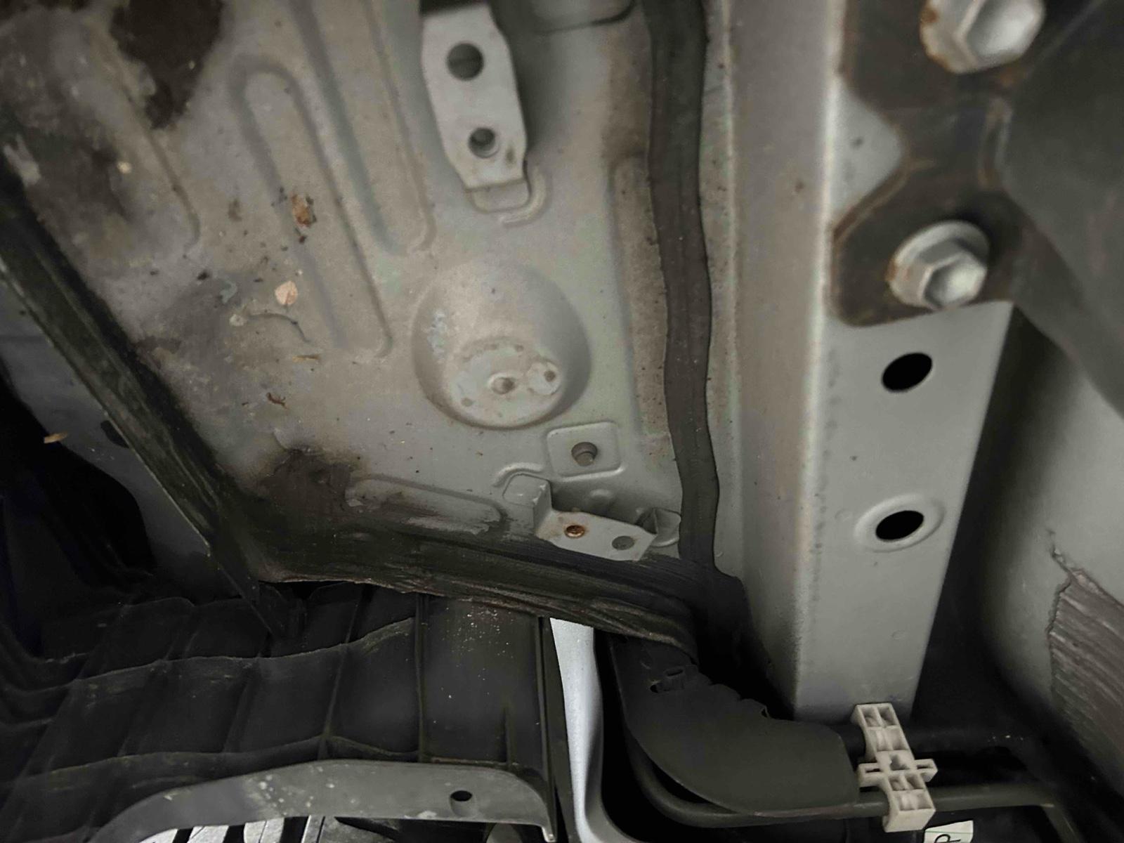 Toyota Prius ALPHA S 7 SEATS