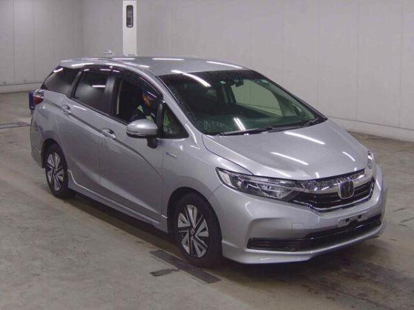 Honda Shuttle HYBRID HONDA SENSING