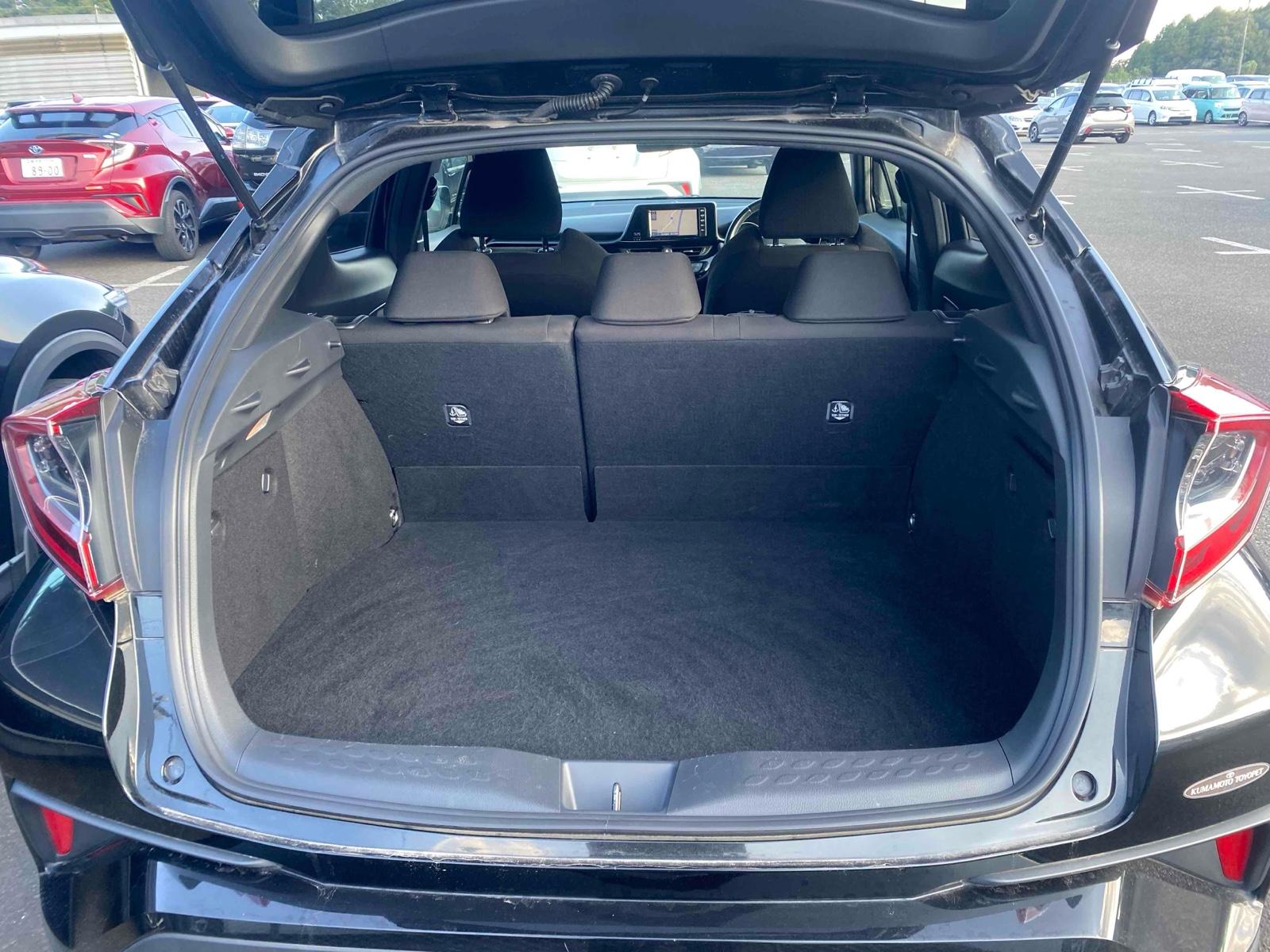 Toyota C-HR S LED PACKAGE