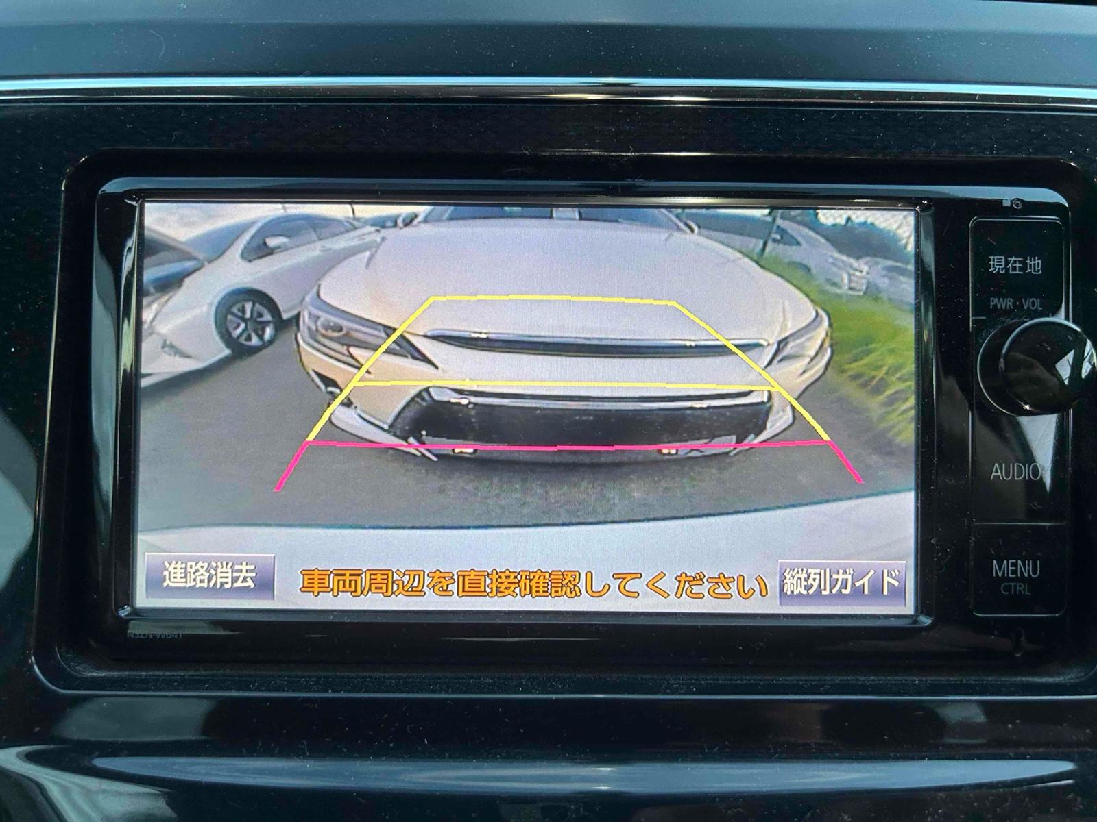 Toyota Prius ALPHA S
