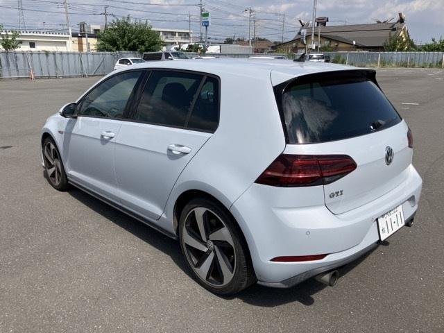 Volkswagen Golf GTI