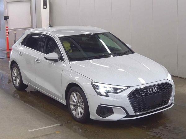 Audi A3 SPORT B30TFSI