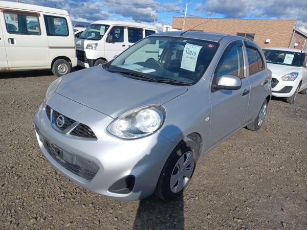 Nissan MARCH 2WD