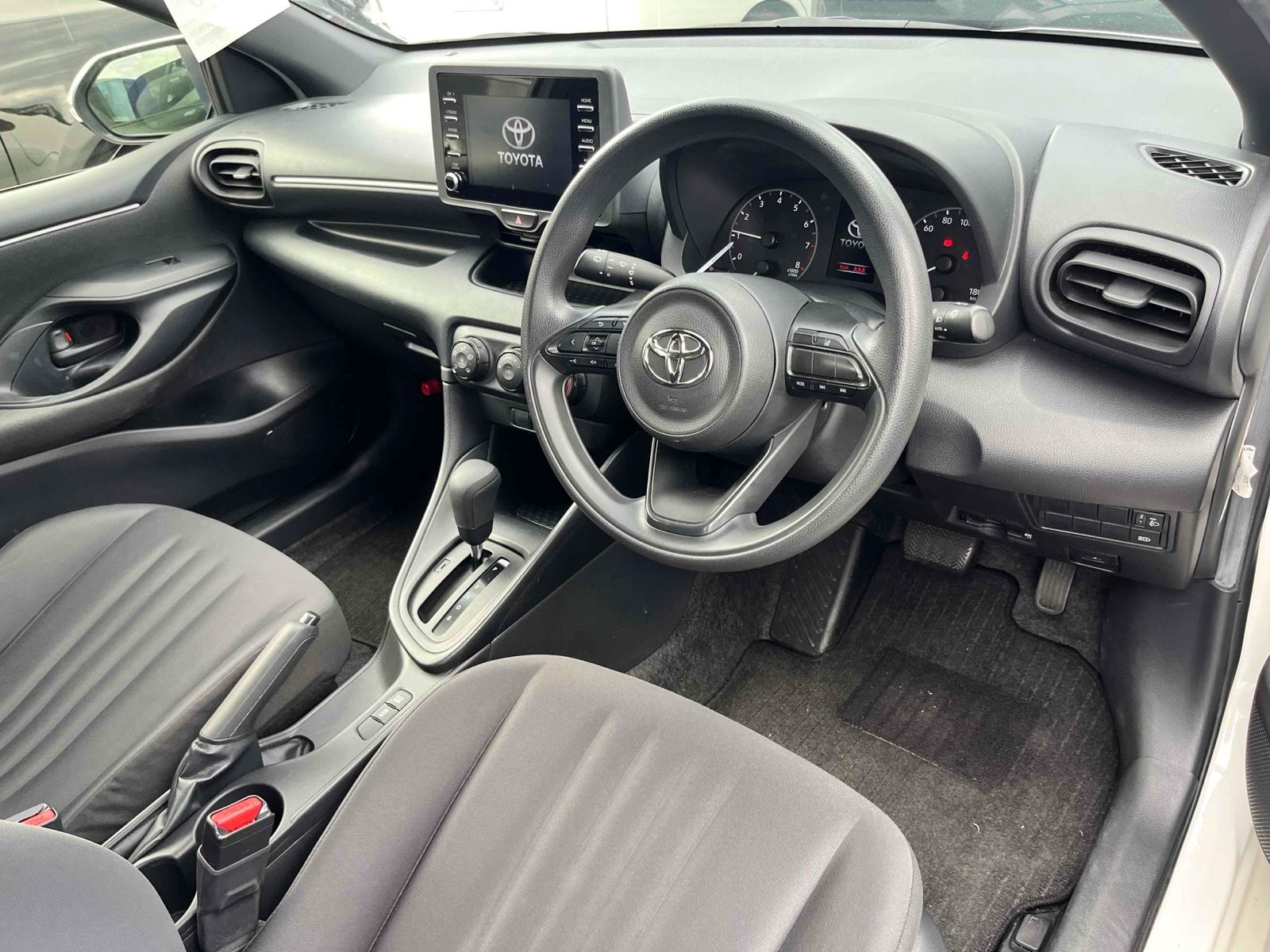 Toyota Yaris X