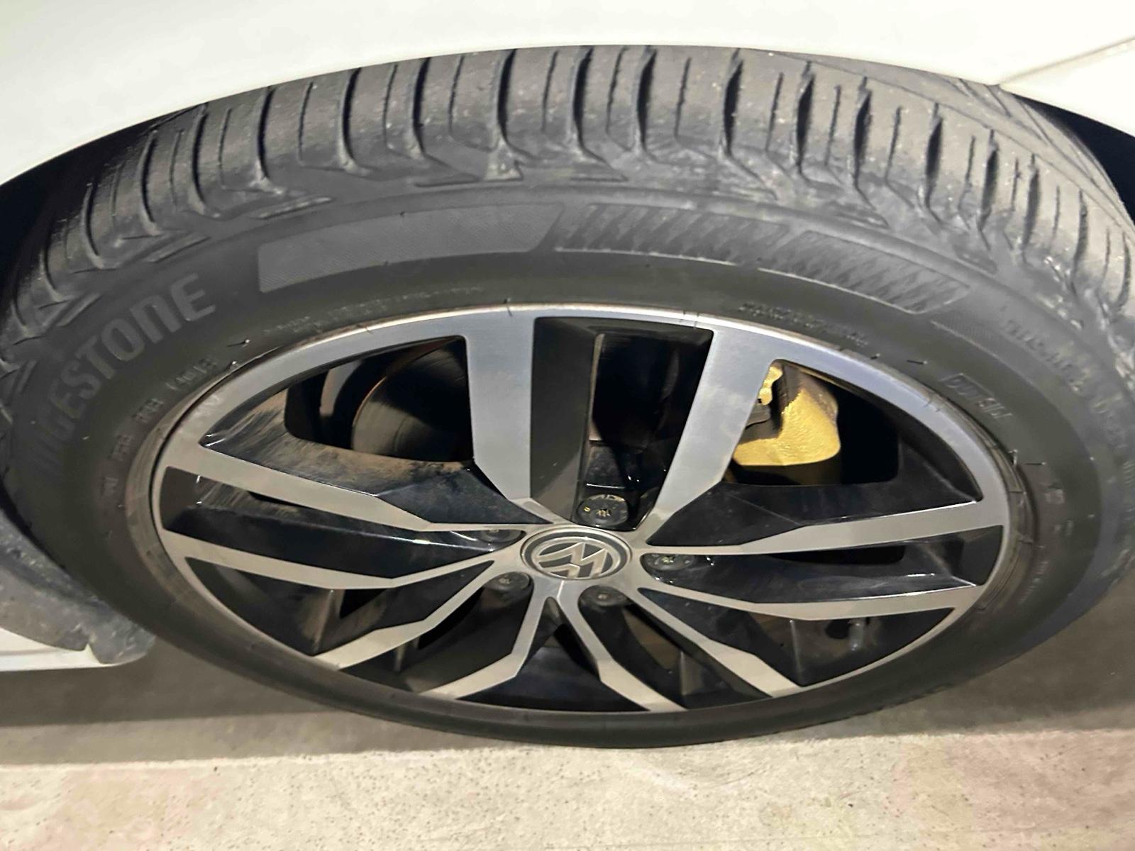 Volkswagen Golf TSI HIGH LINE CONNECT