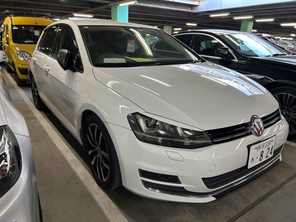 Volkswagen Golf TSI HIGH LINE CONNECT