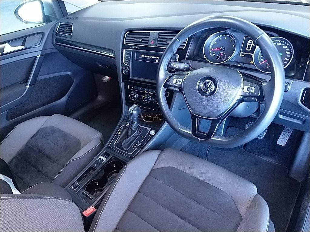 Volkswagen Golf TSI HIGH LINE