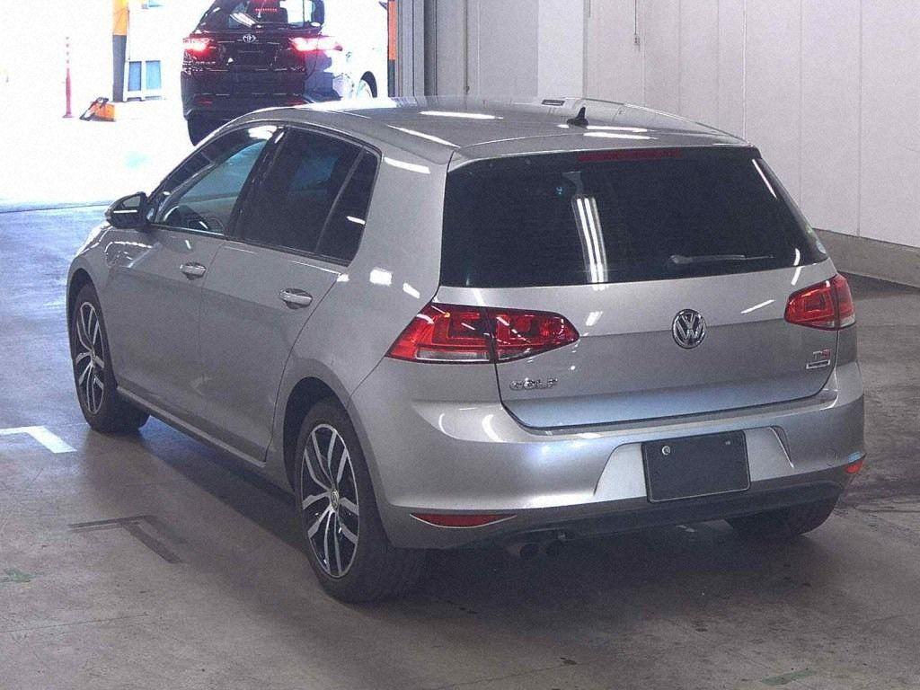 Volkswagen Golf TSI HIGH LINE